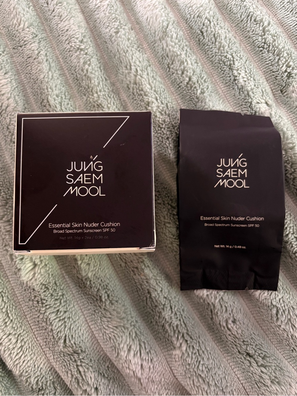 Jung Saem Mool Essential Skin Nuder Cushion Shade 19 Light K-Beauty Foundation